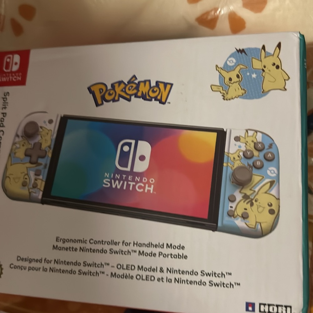 Hori Nintendo Switch Pokémon Split Pad Compact Controller - Picture 6 of 6